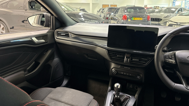 Ford Focus 1.0 EcoBoost Hybrid mHEV 155 ST-Line Edition 5dr Petrol Hatchback